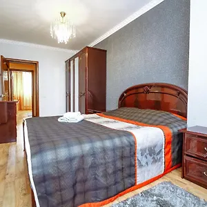 https://two-bedroom-apartment-on-syganak-street-18-1.hotels-in-astana.com