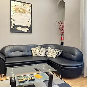 https://apartment-lesya-kurbasa.hotelslviv.net